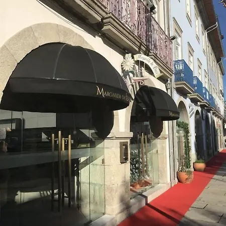 Margarida Da Praca 3*