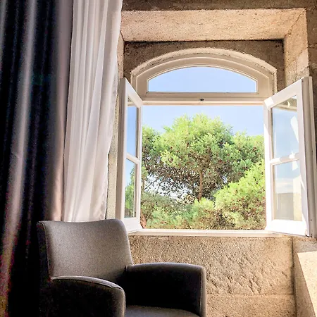 호텔 Margarida Da Praca 3*