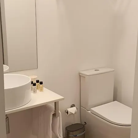 Margarida Da Praca 3*