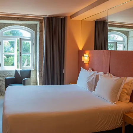 Margarida Da Praca 3*