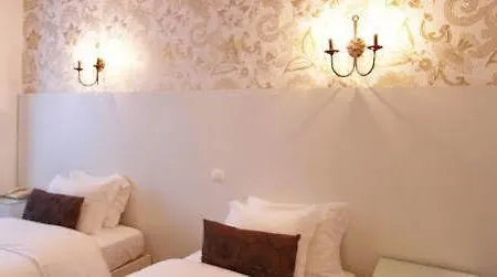 Margarida Da Praca Otel