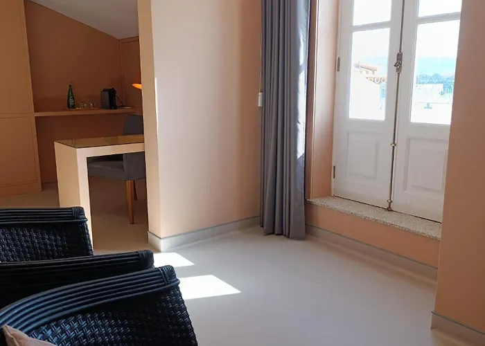 Hotel Margarida Da Praca 3*