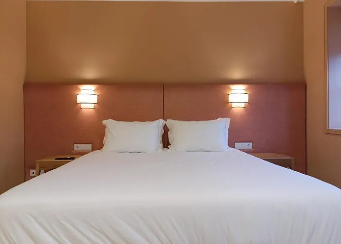 Margarida Da Praca 3*